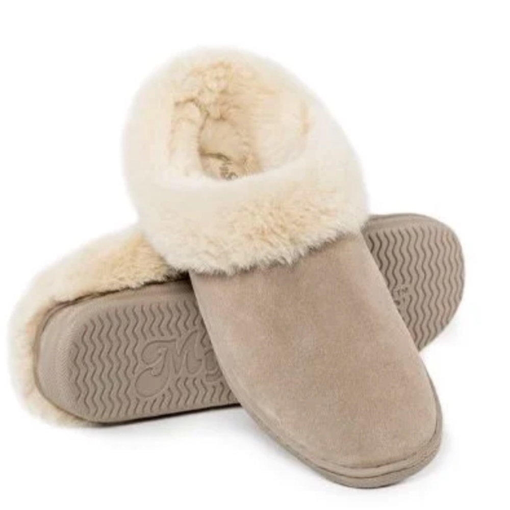 My Pillow Slippers, size 10